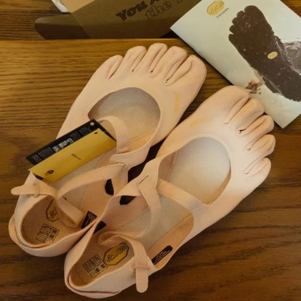 Lightweight Breathable and Qui - Women'S Shoes Louis Vuitton 评论和价格