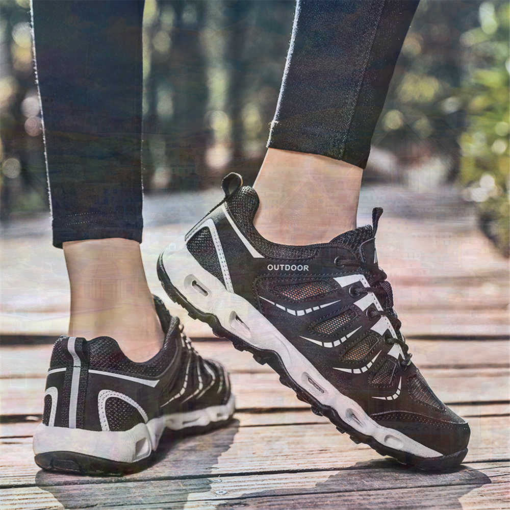 Sumer Round Tip Silver Sneaker - Women'S Shoes Red Bottoms 评论和价格
