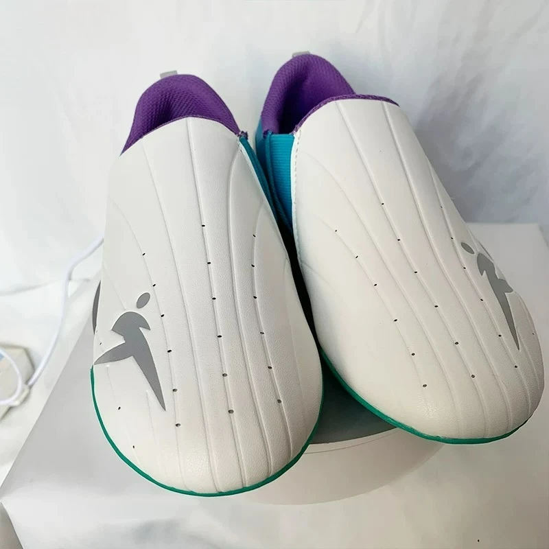 2026 Classic Brand Martial Art - Women'S Shoes Vs Men'S Size 评论和价格
