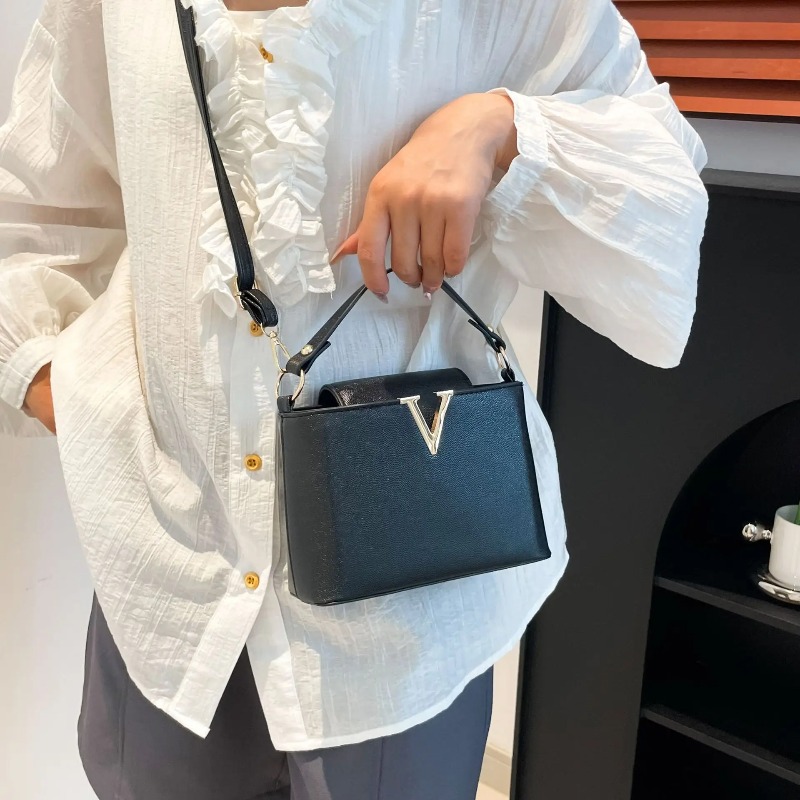 Luxury Women's Tote Bag, Chic  - Women'S Shoes Louis Vuitton 评论和价格